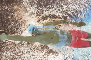 全国羽毛球锦标赛落幕，新锐选手斩获双冠王