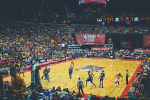 青春风暴席卷诺坎普！巴萨以23岁214天平均年龄创欧冠改制后第三年轻首发纪录