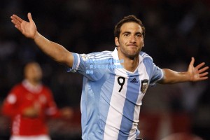 冰雪运动热潮席卷全国，青少年选手闪耀国际赛场