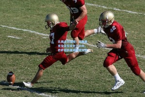 孔德主动请缨！与弗里克交流坚定中卫志向，巴萨后防重组现新变数