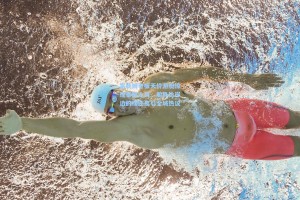 富勒姆老板天价游艇惊现泰晤士河，船身比岸边的楼还高引全城热议